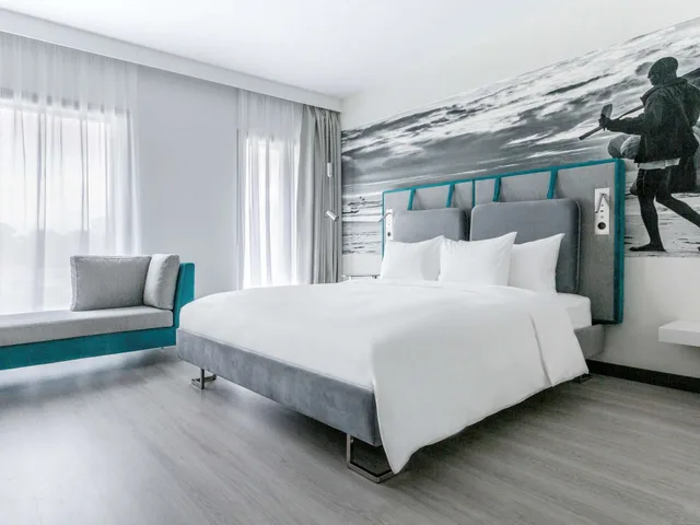 غرفة سوبيريور بسرير كينج، Le Novotel Convention and Spa Madagascar 3/9