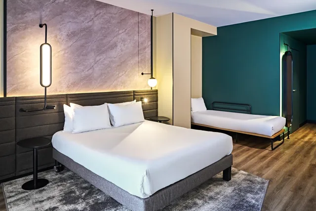 غرفة تنفيذية ثلاثية بسرير مزدوج وسرير فردي، Novotel Rouen Centre Cathedrale 5/10