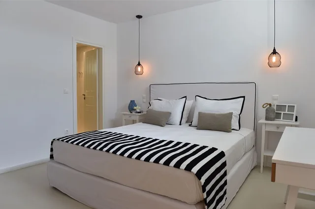Grand, Ambassador, 5 Bedrooms, Villa, 4 Beds, 3 Double Beds، Empire Luxury Villas 3/10