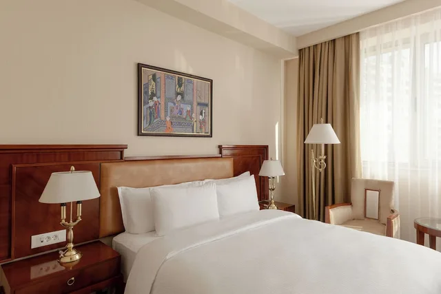 غرفة سوبيريور بسرير كوين، Ramada Plaza by Wyndham Gence 5/7