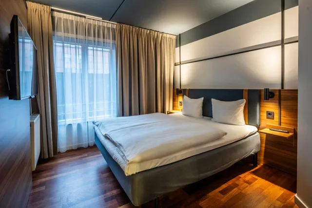 Compact, King Bed، Comfort Hotel Vesterbro 1/4