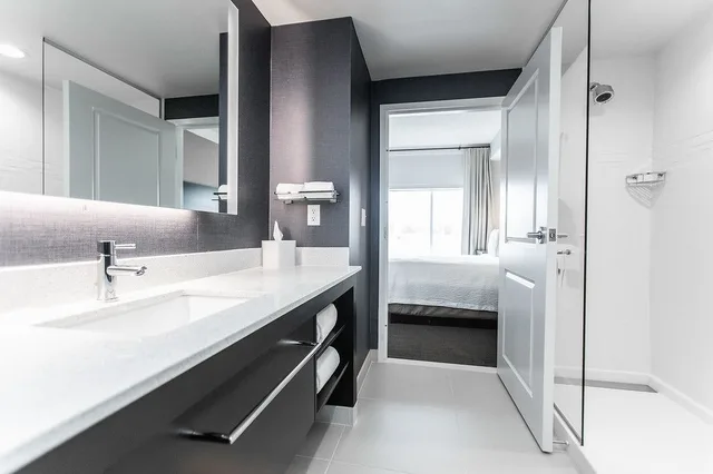 استوديو بسرير كينج مع أريكة، Residence Inn Tulsa Midtown 10/10
