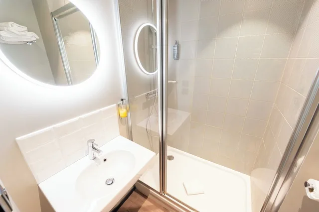 Suite, Double Bed, Sofa, Ibis Styles Paris 16 Boulogne 5/7