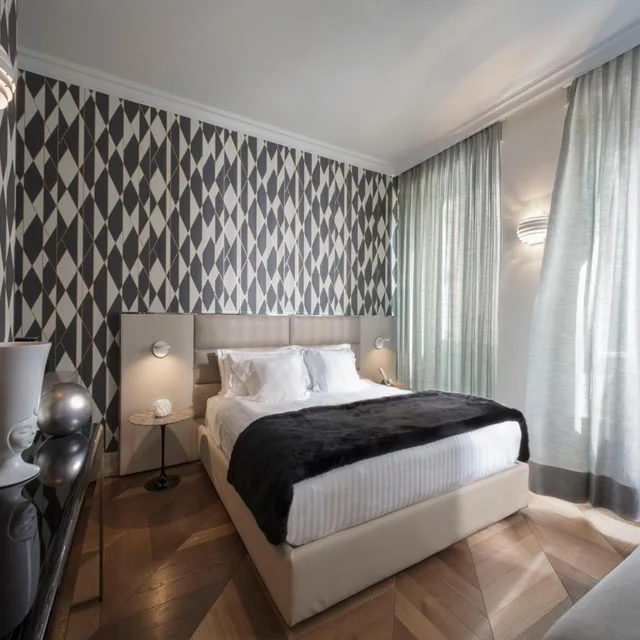 غرفة بريستيج بسرير كينج، Palazzo Manfredi 2/6
