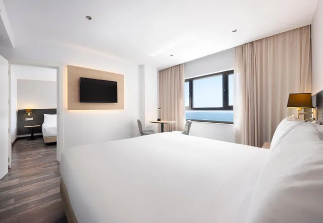 غرفة متصلة سوبيريور بإطلالة على البحر، Hotel Cadiz Paseo Del Mar Affiliated By Melia 10/10