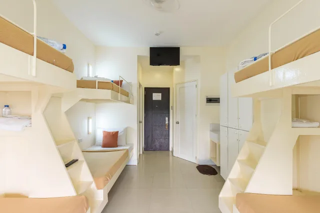 سكن مشترك مختلط بستة أسرّة، The Selah Garden Hotel 2/2