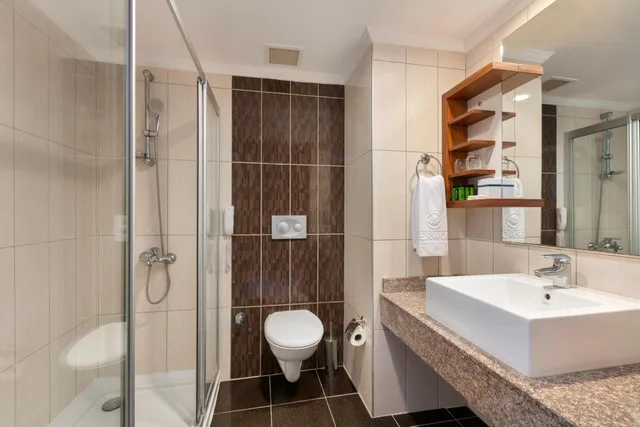غرفة جونيور عائلية بسرير مزدوج وسريرين منفصلين، Greenwood Kemer Resort 3/3