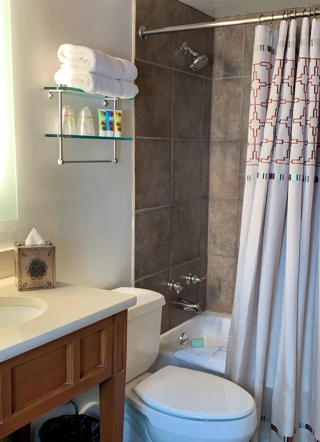 Casita, Traditional, Queen Bed، Inn On The Alameda 3/3