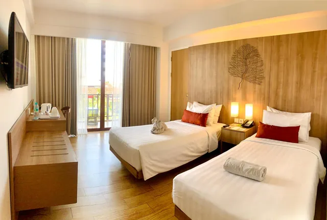 غرفة كبيرة بسريرين منفصلين، Grand Zuri Kuta Bali 1/8