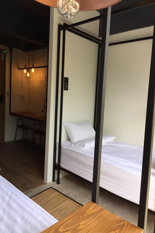غرفة قياسية بسريرين منفصلين، Bedgasm Hostel Chanthaburi 4/5