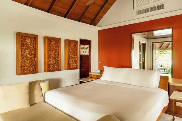 Beach, Villa, King Bed، Constance Halaveli Maldives 3/6