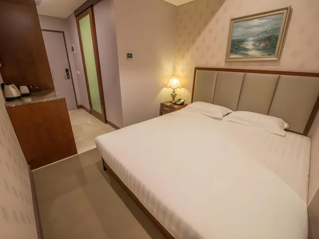 غرفة سوبيريور بسرير كينج، MEGABOOM CITY HOTEL 2/2