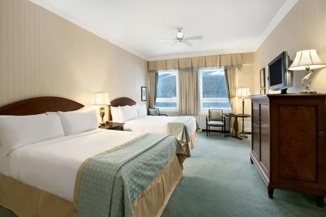 غرفة ديلوكس بسريرين كوين، Fairmont Chateau Lake Louise 4/10