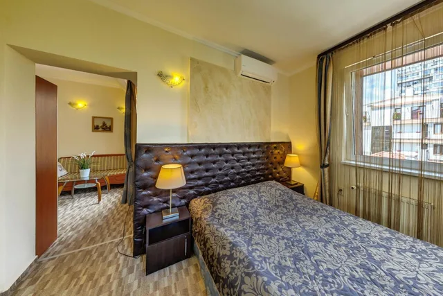 غرفة قياسية بسرير مزدوج أو سريرين منفصلين، Hotel Cheap 4/6