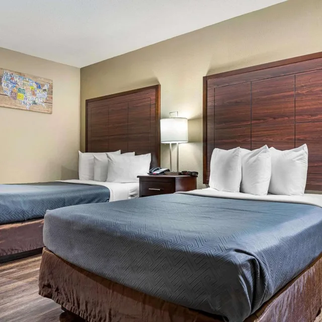 غرفة بسريرين كوين بحوض استحمام للمدخنين، Econo Lodge Florence - Darlington 6/10