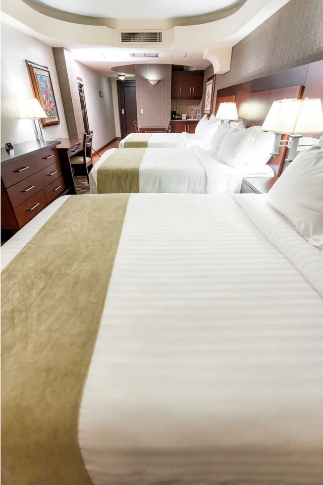 غرفة قياسية ثلاثية بسريرين مزدوجين، Plaza San Martin Hotel 3/8