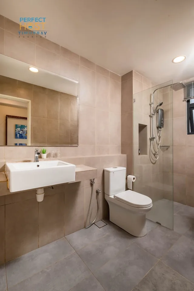 شقة بسرير كوين وسرير فردي، TIMUR BAY BEACHFRONT BY PERFECT HOST 6/6