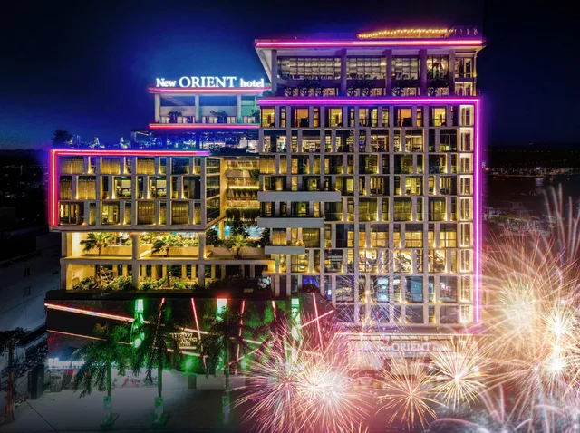 غرفة بريميير ديلوكس بسرير مزدوج، New Orient Hotel Danang 1/2
