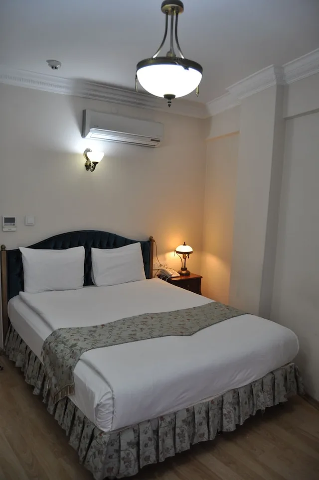 غرفة بسرير مزدوج، Basileus Hotel 1/10