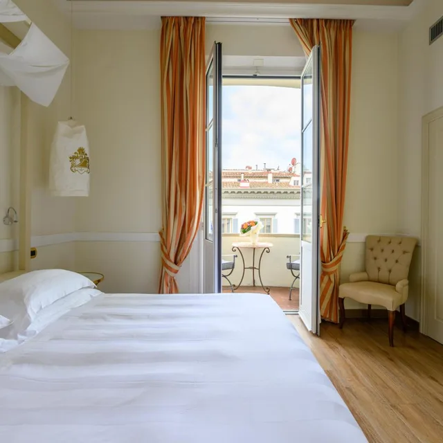 Twin or Double superior with balcony, Hotel Kraft 4/10