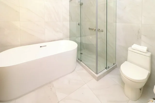 غرفة قياسية بسريرين مزدوجين بحوض استحمام، Holiday Inn Tijuana Zona Rio 5/5