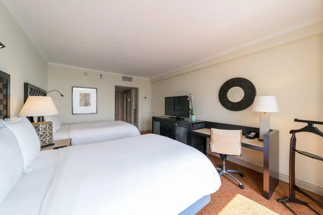 Classic, 2 Double Beds, Living Area, Club Floor, Accessible, Intercontinental San Pedro Sula 4/10