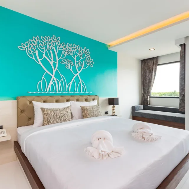 غرفة ديلوكس بسرير كينج بإطلالة على المسبح، River Front Krabi Hotel 1/6