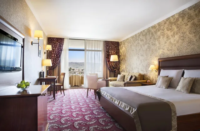 غرفة ديلوكس مزدوجة بإطلالة على البحر بشرفة، Remisens Hotel Metropol 3/5
