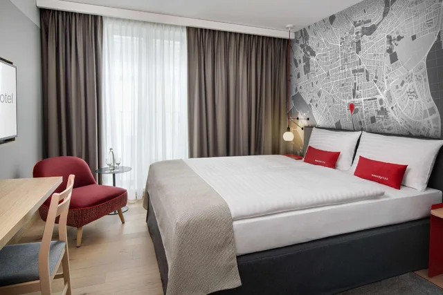 غرفة بسرير مزدوج لذوي الإعاقة، IntercityHotel Wiesbaden 1/2