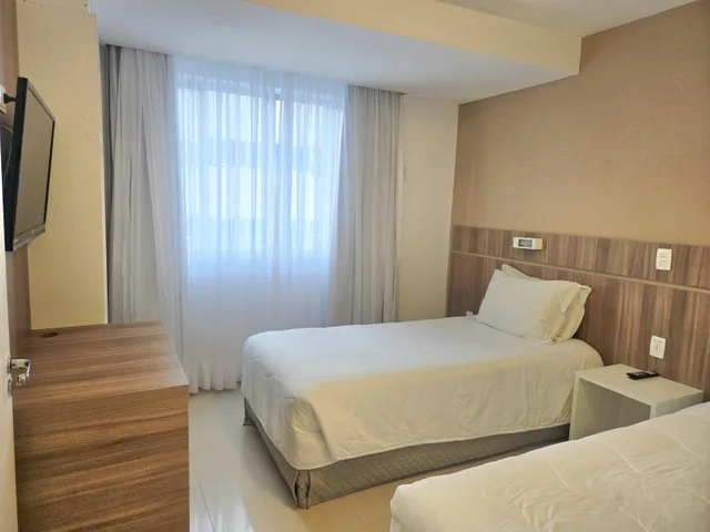 جناح رباعي، Hotel Rieger 1/5