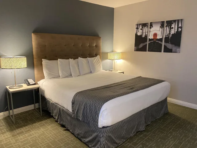 غرفة قياسية لذوي الإعاقة، Redac Gateway Hotel 1/1
