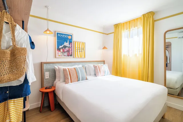 غرفة جونيور بثلاثة أسرّة، Hotel Soleo Prado 1/9