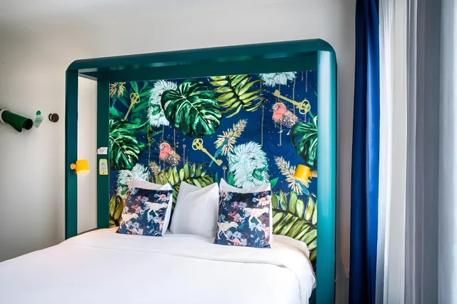 غرفة صغيرة بسرير كوين، B&B Hotel Brussels Centre Louise 2/2