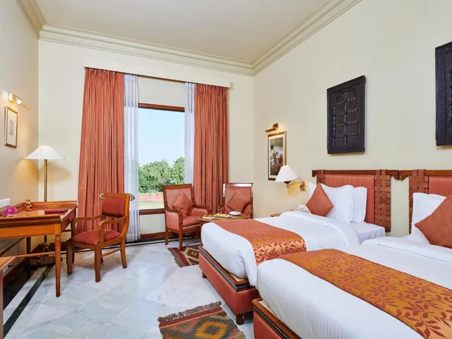 Garden, Luxury, Double or Twin Bed, Bathtub، The Ummed Jodhpur Palace Resort & Spa 1/2