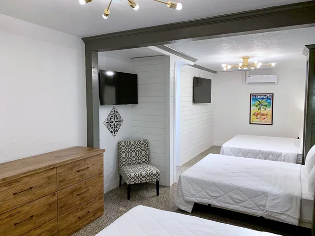 غرفة ثلاثية بسريرين كوين وسرير كوين، Devon Shores 4/6