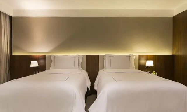 غرفة متصلة عائلية بسرير كينج وسريرين منفصلين، Tivoli Mofarrej Sao Paulo Hotel 1/3