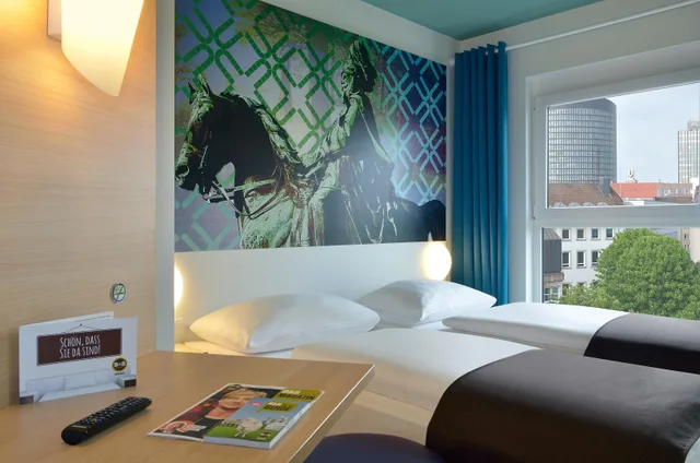 غرفة قياسية بسريرين منفصلين، B&B Hotel Dortmund-City 1/1