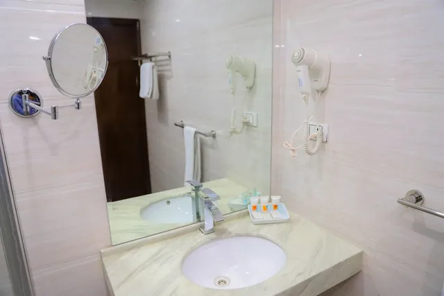 جناح تنفيذي بسرير كوين وسريرين منفصلين بغرفتي نوم، Aswan Plaza Corniche 7/10
