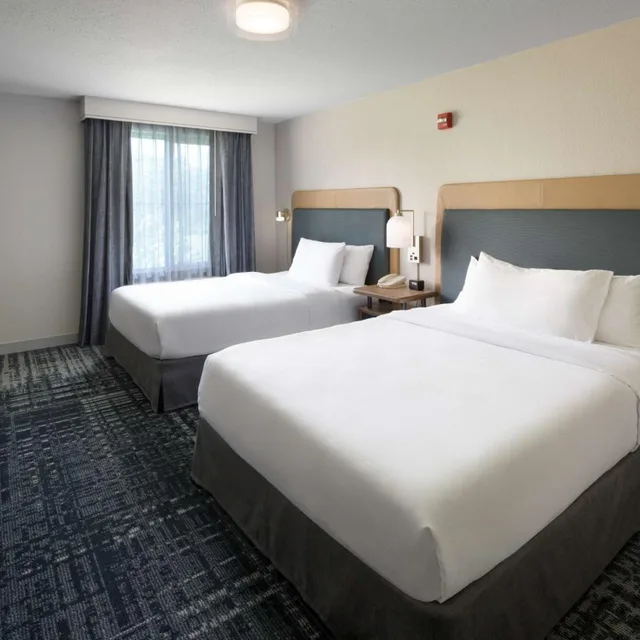 جناح بسرير كينج وسريرين كوين بغرفة نوم واحدة، Homewood Suites by Hilton Newburgh Stewart Airport 2/8