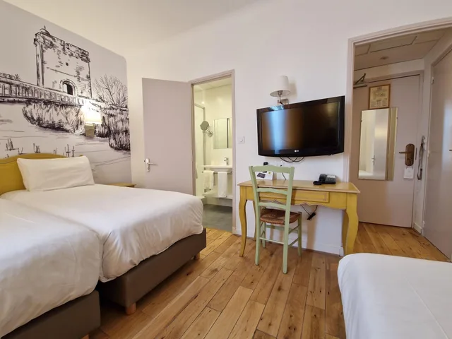 غرفة قياسية ثلاثية، Hotel Les Vignes Blanches 3/6