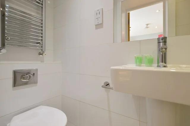 Semi Basement, Studio, Double Bed، Notting Hill Serviced Apartments by Concept Apartments 5/5