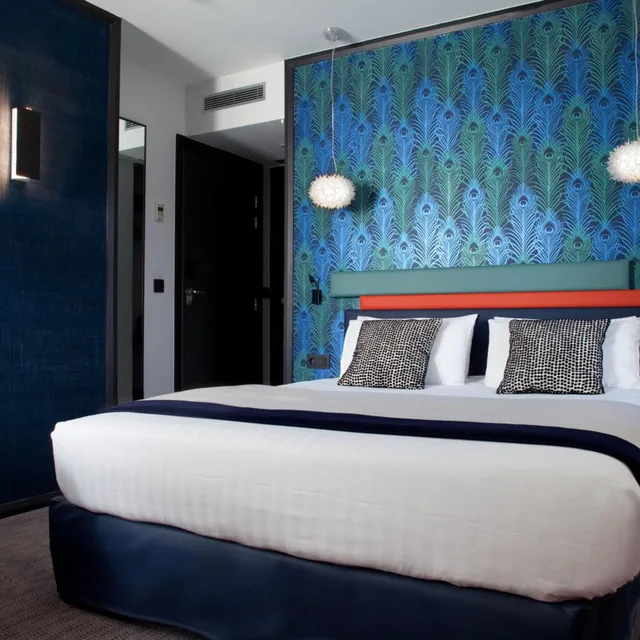 غرفة ديلوكس بسرير مزدوج مع أريكة، Hotel Yllen Eiffel 7/10