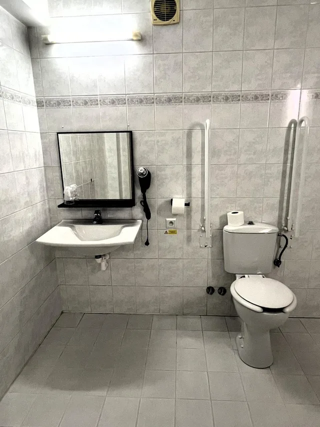Room, Twin Beds, Accessible, Hotel ARENA 6/6