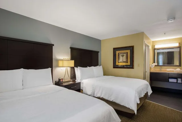 جناح بسريرين مزدوجين بغرفتي نوم لذوي الإعاقة، Sonesta ES Suites Orlando Lake Buena Vista 5/10