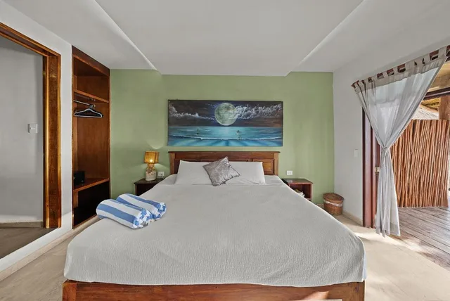 Room, Queen Bed, Ocean Front، Playa Canek Boutique Eco Hotel 3/9
