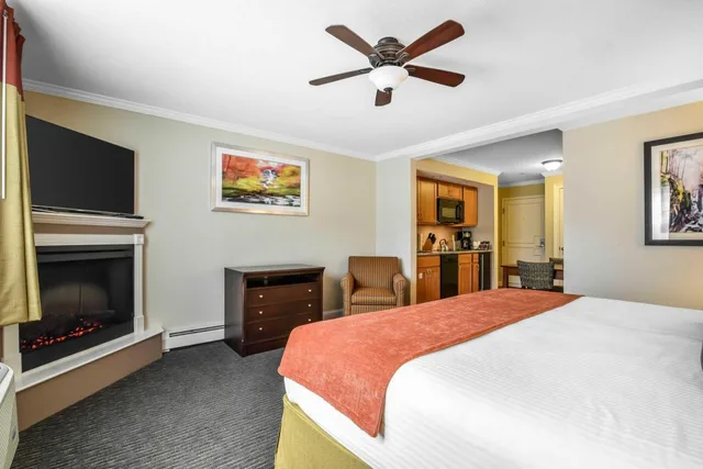غرفة بسرير كينج للمدخنين، Bluegreen Vacations South Mountain, an Ascend Collection Resort 2/2