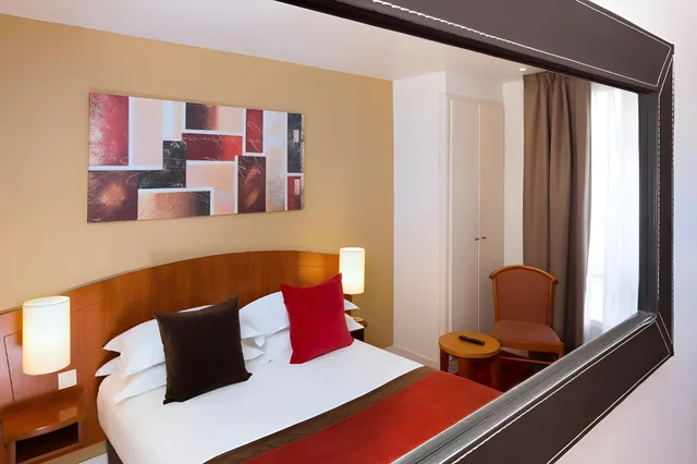غرفة قياسية، Europe Hotel Paris Eiffel 1/1