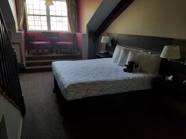 Loft, Suite, King and Twin Beds، Roosevelt Inn Mount Rushmore 1/5