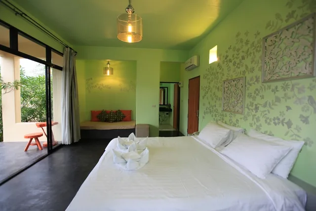 غرفة سوبيريور بسرير مزدوج، Hi - Scene Resort 2/10