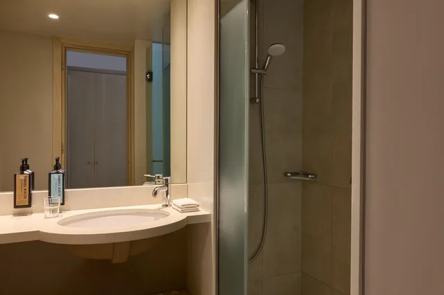 Room, Queen Bed, Inland View, Sofa، Atlantica Akti Zeus Hotel 10/10